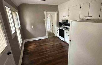 2 beds, 1 bath, 1,000 sqft, $1,299, Unit 829