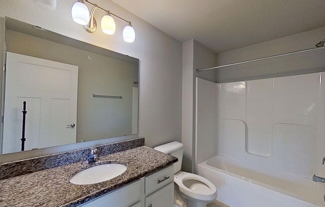 3 beds, 2 baths, $2,085, Unit 58