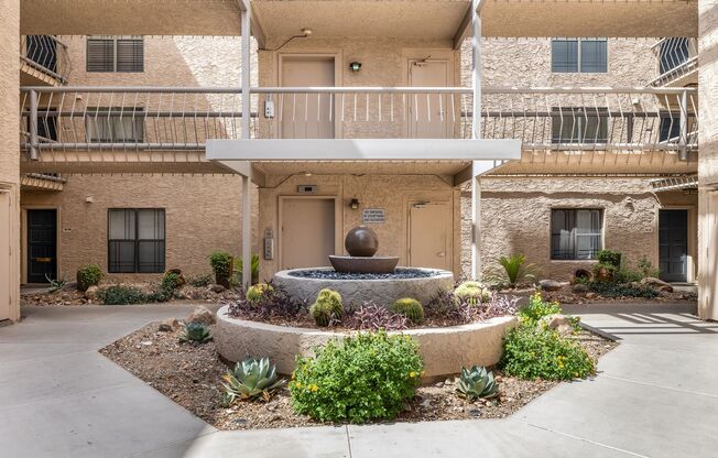 2 beds, 2 baths, $2,295, Unit # 327