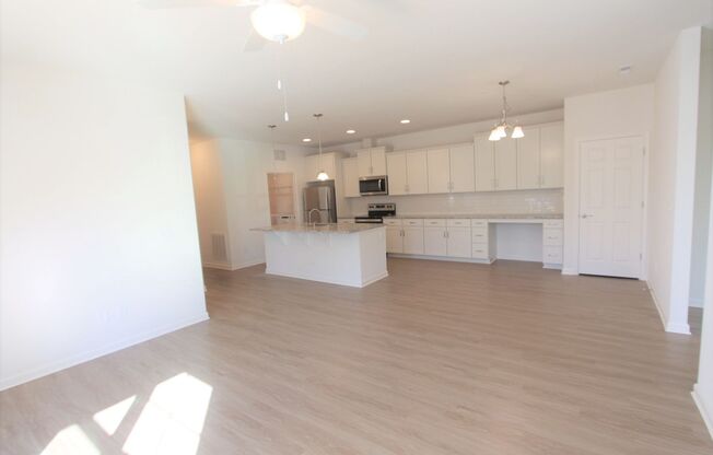 Raintree Townhomes 5 Units