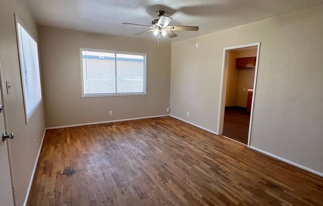 2 beds, 1 bath, 862 sqft, $1,200