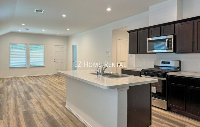 12210 DEEP STRM LN