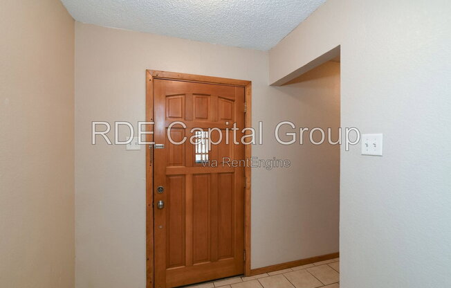 223 S CASA GRANDE CIR