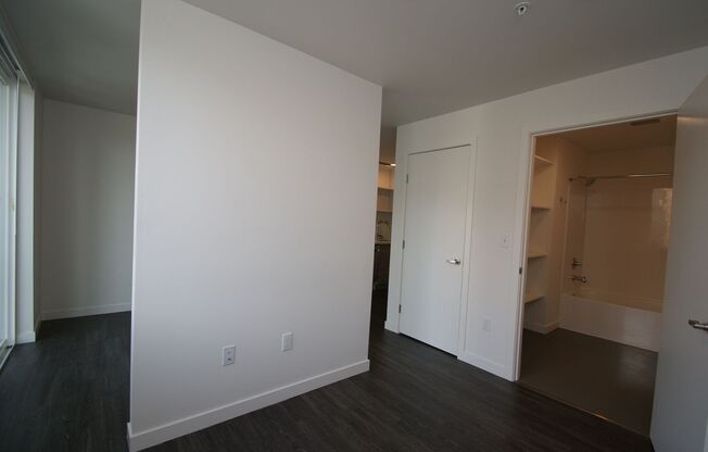 Studio, 1 bath, 367 sqft, $1,425, Unit 213 NEW