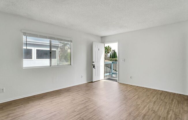 Pacific Beach Dr Units 1320-1322