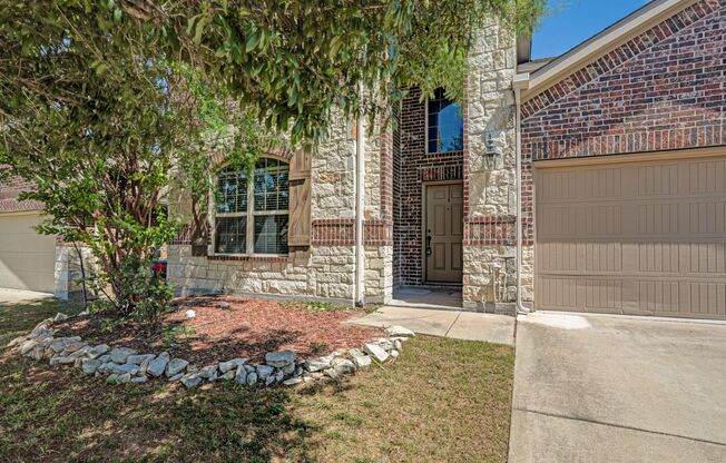 Charming & Convenient Living in McKinney – 4 Bed, 4 Bath Gem!