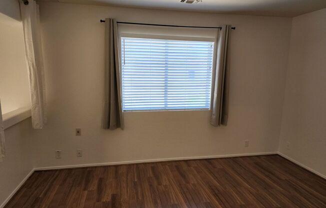 2 beds, 2.5 baths, $2,450, Unit Unit 1105