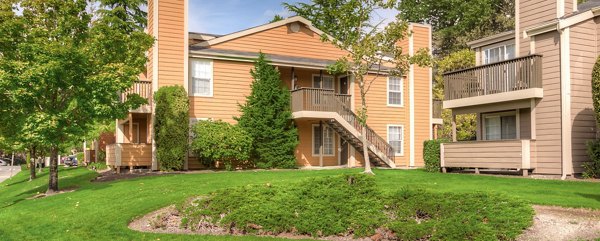 Riverstone Apartments in Federal Way