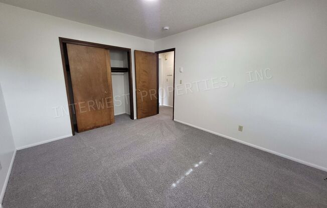 2 beds, 1 bath, 800 sqft, $1,550, Unit 2051-A