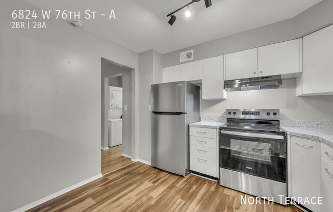 6824 W 76 ST