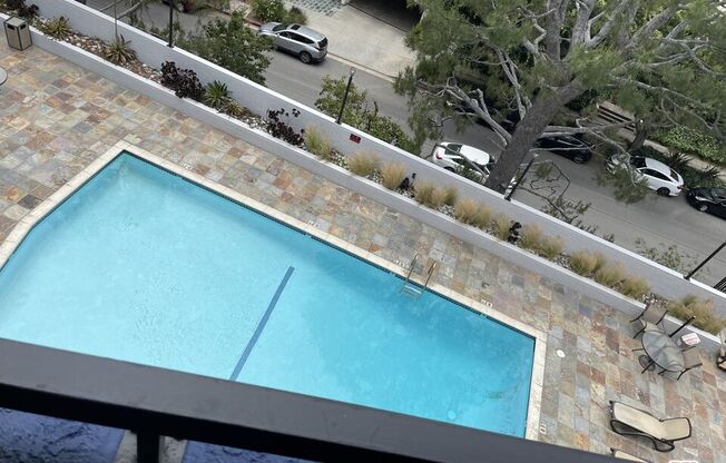 Studio, 1 bath, 377 sqft, $2,550, Unit 544