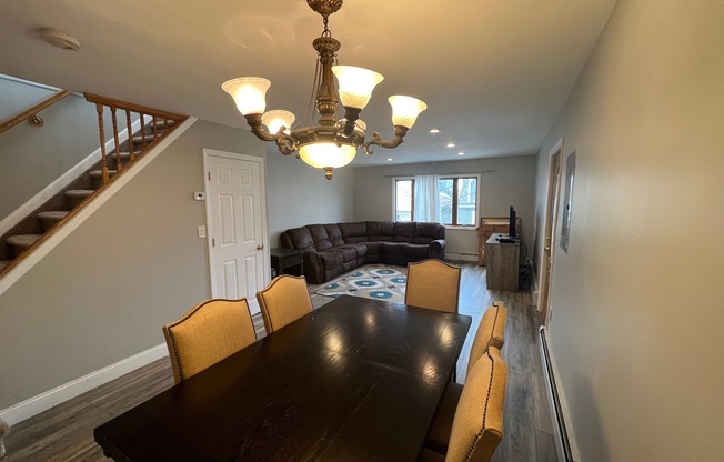 22 W 16 RD TOWNHOUSE