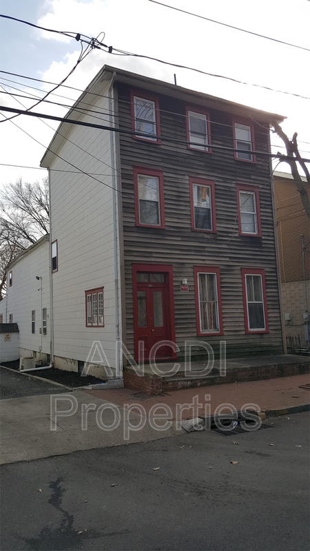 122 GDN ST