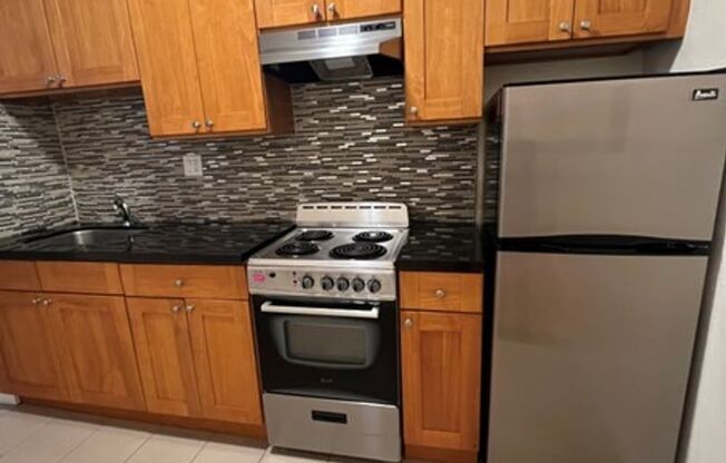 524 Guerrero Street (524r)