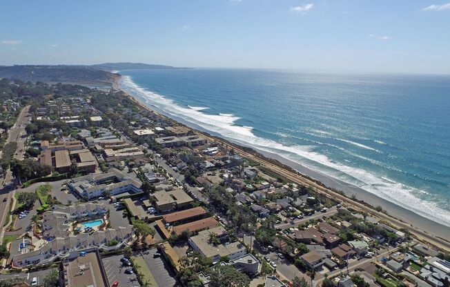 2 beds, 2 baths, 900 sqft, $2,895, Unit 01