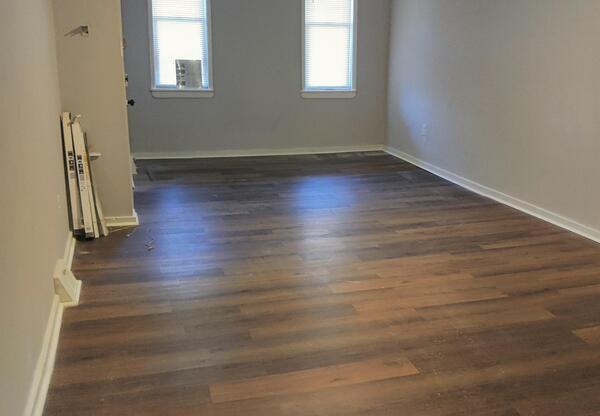 905 N 42 ST