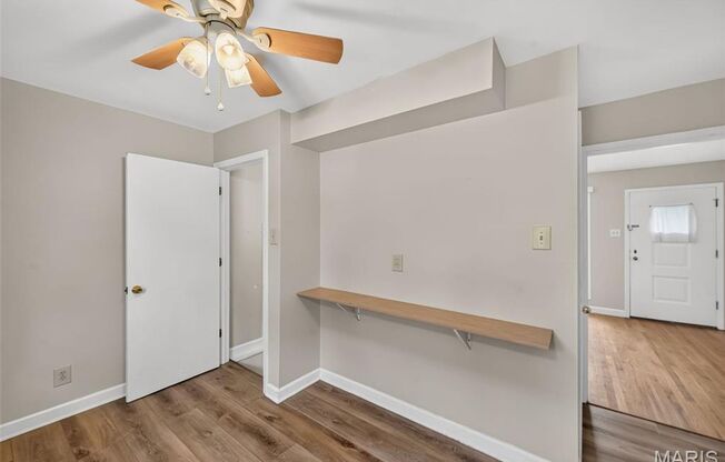 3 beds, 1 bath, 1,292 sqft, $1,900, Unit Barton Place- 45