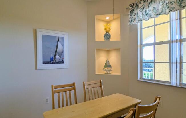 1129 VAN LOON CMNS CIR