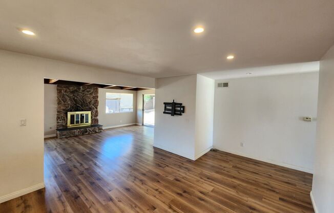 3 Bedroom Single Story House in San Carlos