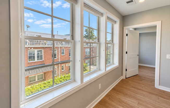1 bed, 1 bath, 559 sqft, $2,675, Unit 417