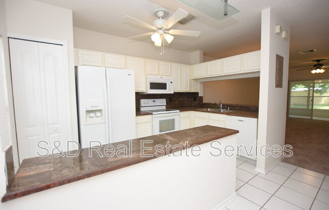 2308 LK WOODBERRY CIR