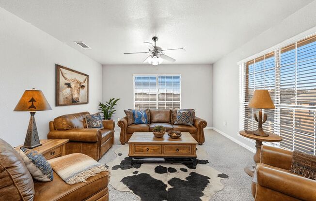 3 beds, 2 baths, 1,110 sqft, $1,495, Unit T350-201