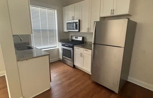 6632 N. Clark St.