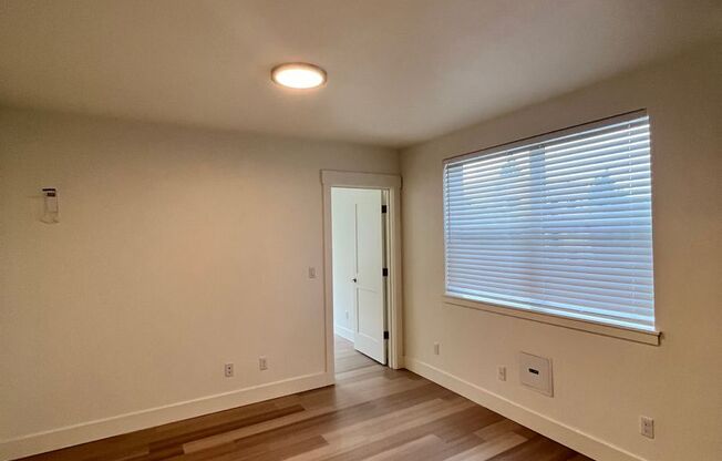 1 bed, 1 bath, $1,395, Unit 302