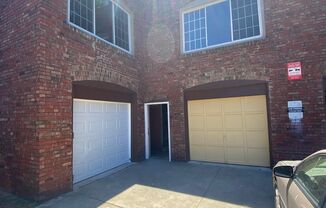 3 beds, 1 bath, 1,000 sqft, $1,395, Unit 1499 Down 2