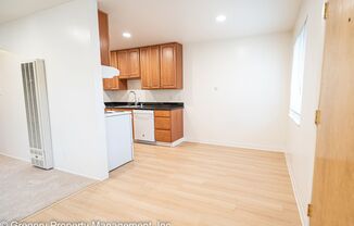 2 beds, 1 bath, 890 sqft, $2,500, Unit 313