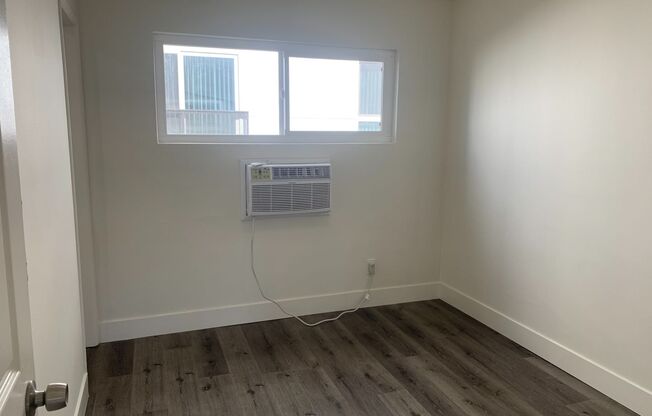 1 bed, 1 bath, 550 sqft, $1,595