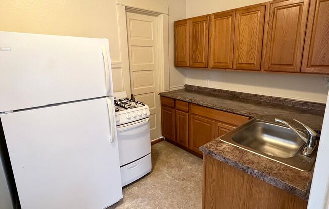 N0393 - Kent Apartments