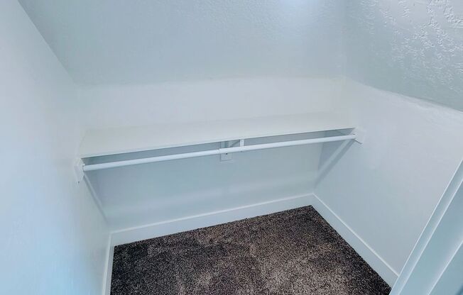 4 beds, 3 baths, $2,695