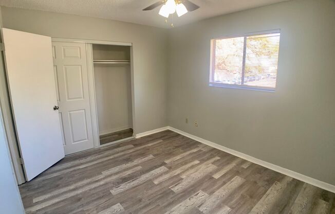 2 beds, 1.5 baths, 1,189 sqft, $1,550, Unit 930 Andy St.