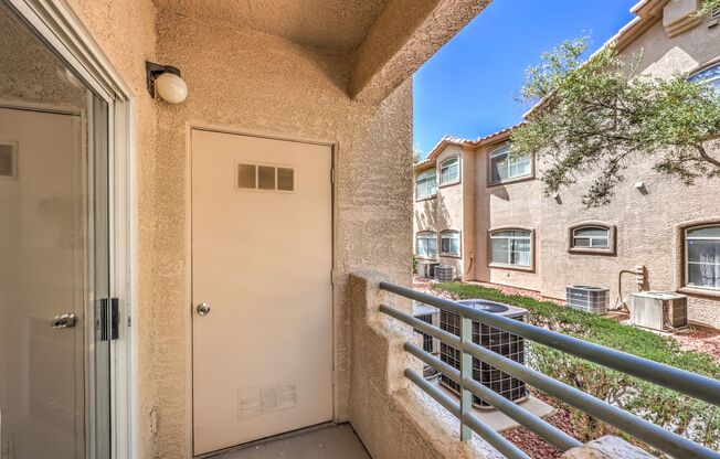 1 bed, 1 bath, $1,260, Unit # 1038