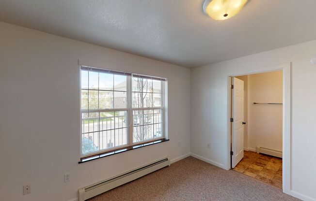 3 beds, 2 baths, 1,120 sqft, $1,615, Unit 4310-11