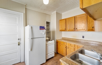 247 ROOSEVELT AVE
