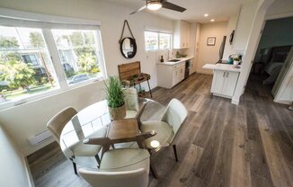 Broadway RB Apt LLC (12th St/2500 Matthews)