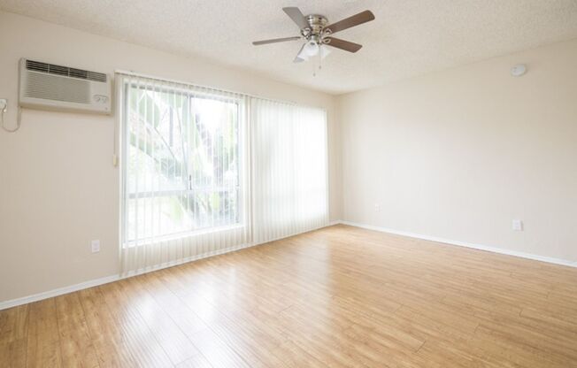 Studio, 1 bath, 599 sqft, $1,595, Unit 045#37