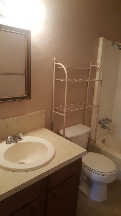 2 beds, 1 bath, 624 sqft, $800, Unit 1051