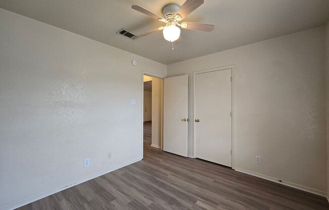 3 beds, 2 baths, $1,349