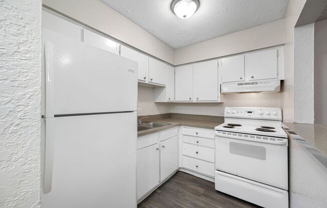 1 bed, 1 bath, 650 sqft, $1,325, Unit A302