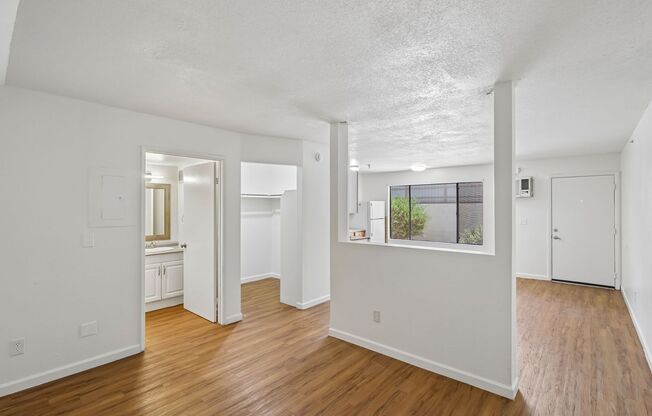 Studio, 1 bath, 494 sqft, $625, Unit 111