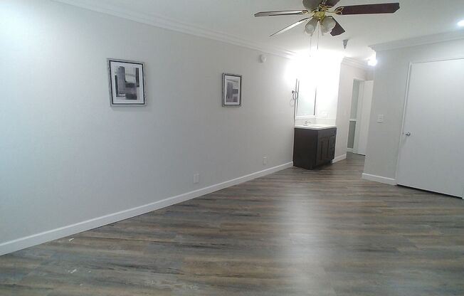 2 beds, 2 baths, 910 sqft, $2,895, Unit 302