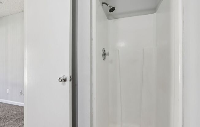 2 beds, 2 baths, 716 sqft, $1,199, Unit 7206