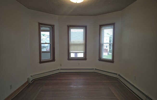 105 3 ST