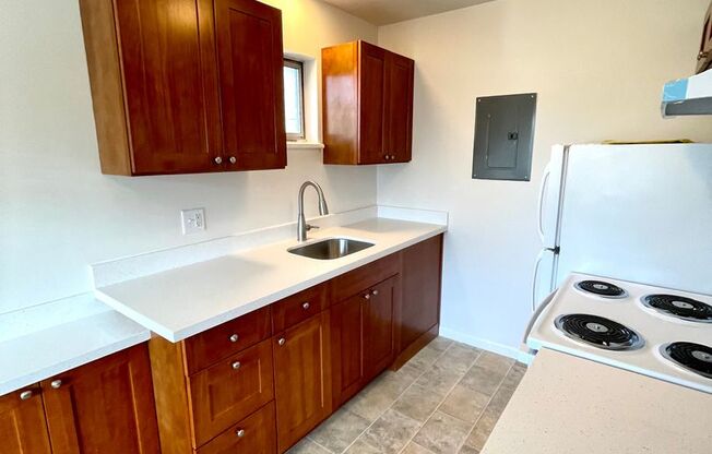 2215 California Ave SW - (GSB-R240 Santa Cruz Apts)
