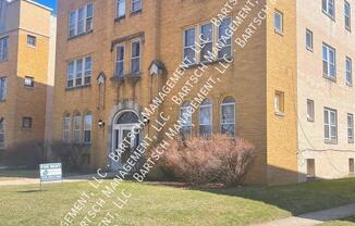5511 W MARTIN DR