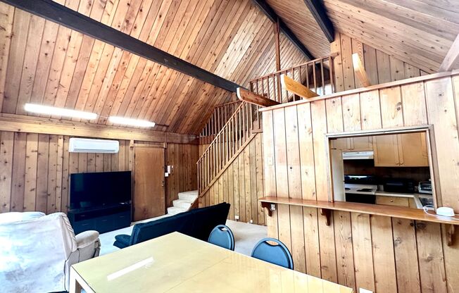 Available Now - Highly Desired 2 Bedroom, 1 Bath, Duplex in Manoa Valley!