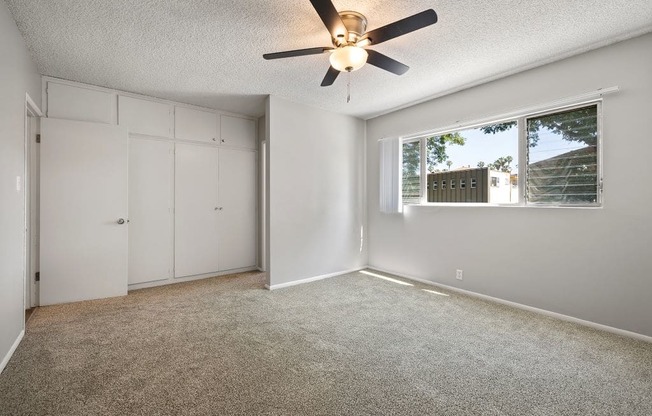 Welcome to Roxanne Apartments